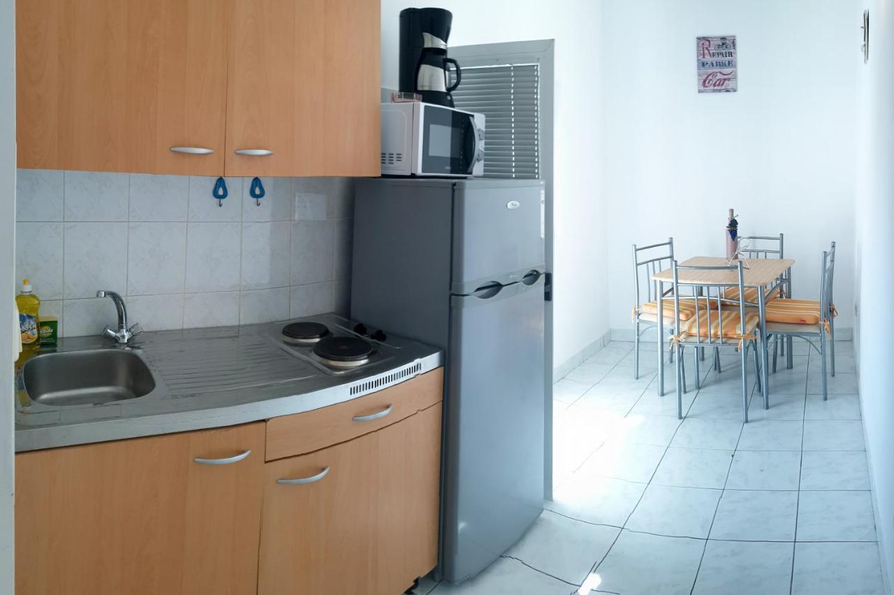 Apartment Metajna 6498E מראה חיצוני תמונה